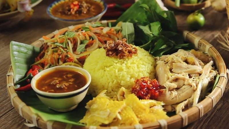 Ba Buoi's chicken rice at Hoi An
