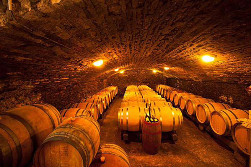 Debay wine cellar in Ba Na Hills
