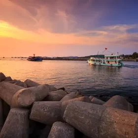 [TOUR VỀ TRONG NGÀY] Tour Option 2: Tour Ngắm Hoàng Hôn Và Câu Mực Đêm
