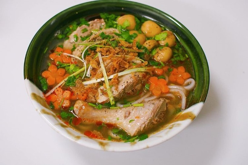 bánh canh vịt hiền