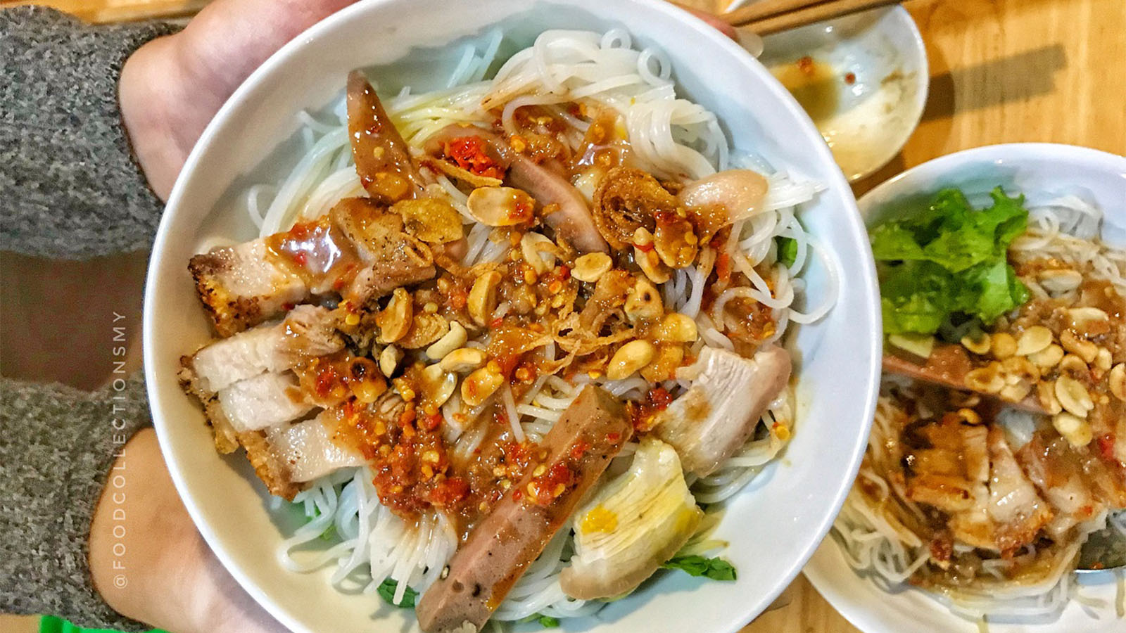 tô bún mắm đà nẵng đậm đà chuẩn vị thịt quay chả bò nem chua mít non