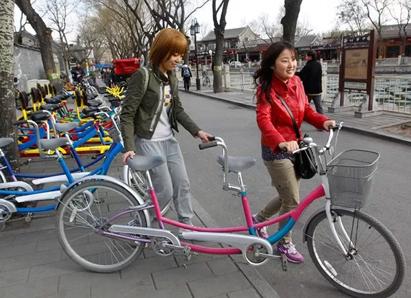 Đạp công cộng khám phá Bắc Kinh tiết kiệm được chi phí