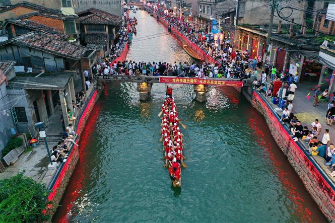 Lễ hội Thuyền Rồng, trung quốc