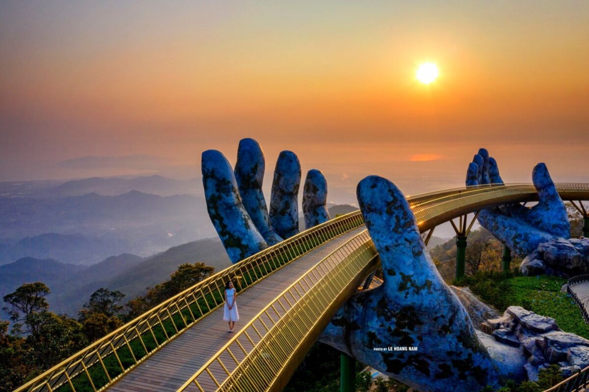 Golden bridge