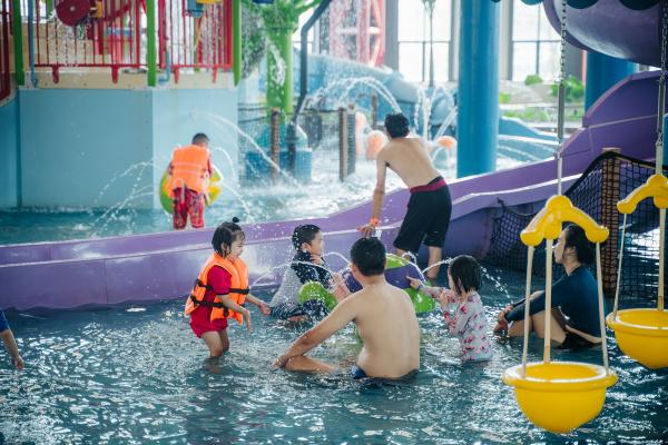 Cầu trượt hiệu ứng cầu vồng