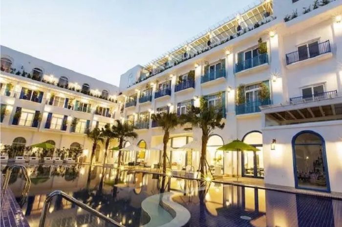 Khách Sạn Ebisu Núi Thần Tài