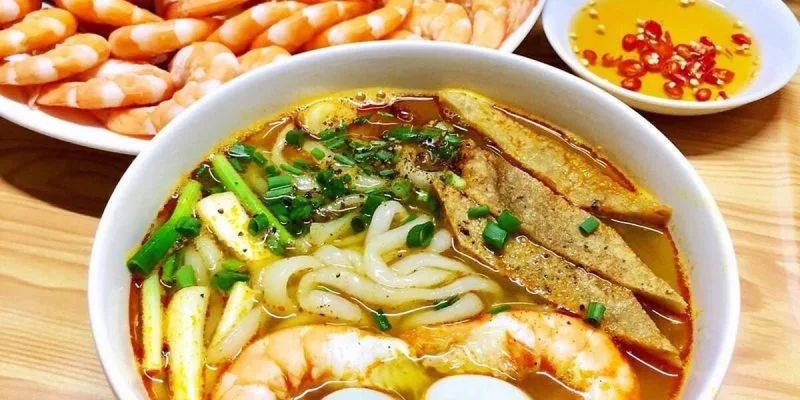 Ăn sáng ở Đà Nẵng nên ăn gì Bánh canh ruộng cá nướng đậm vị