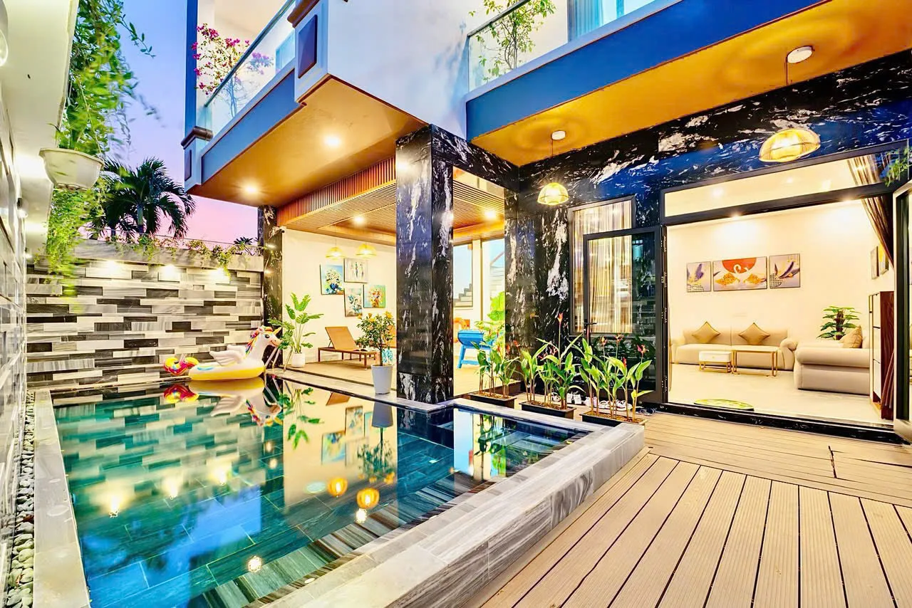 Villas near My Khe Beach Da Nang Hana Villa 8 bedroom BBQ garden