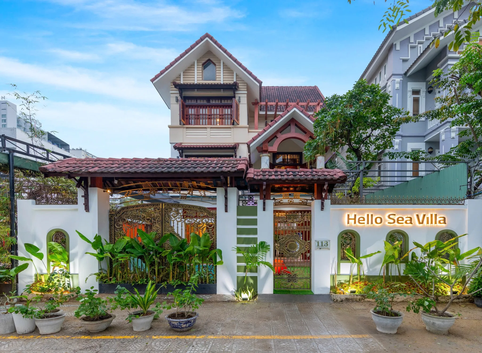 Villas near My Khe Beach Da Nang Hello Villa 8 bedroom for large groups