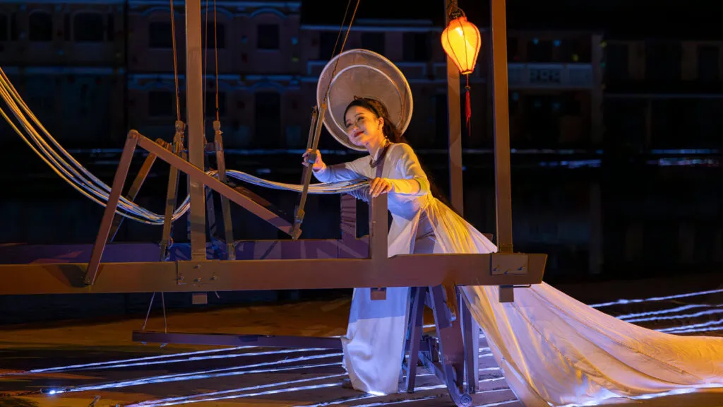 Spectacular outdoor stage with 500 actors at Hoi An Memories Show