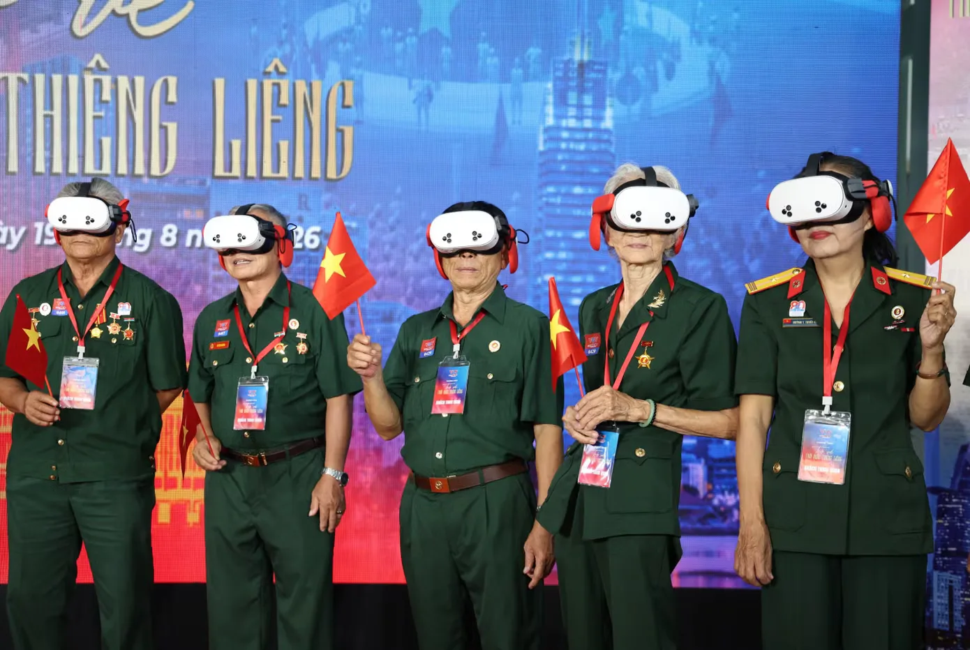 Trải nghiệm công nghệ VR tại Công viên APEC Đà Nẵng tái hiện lịch sử 1945
