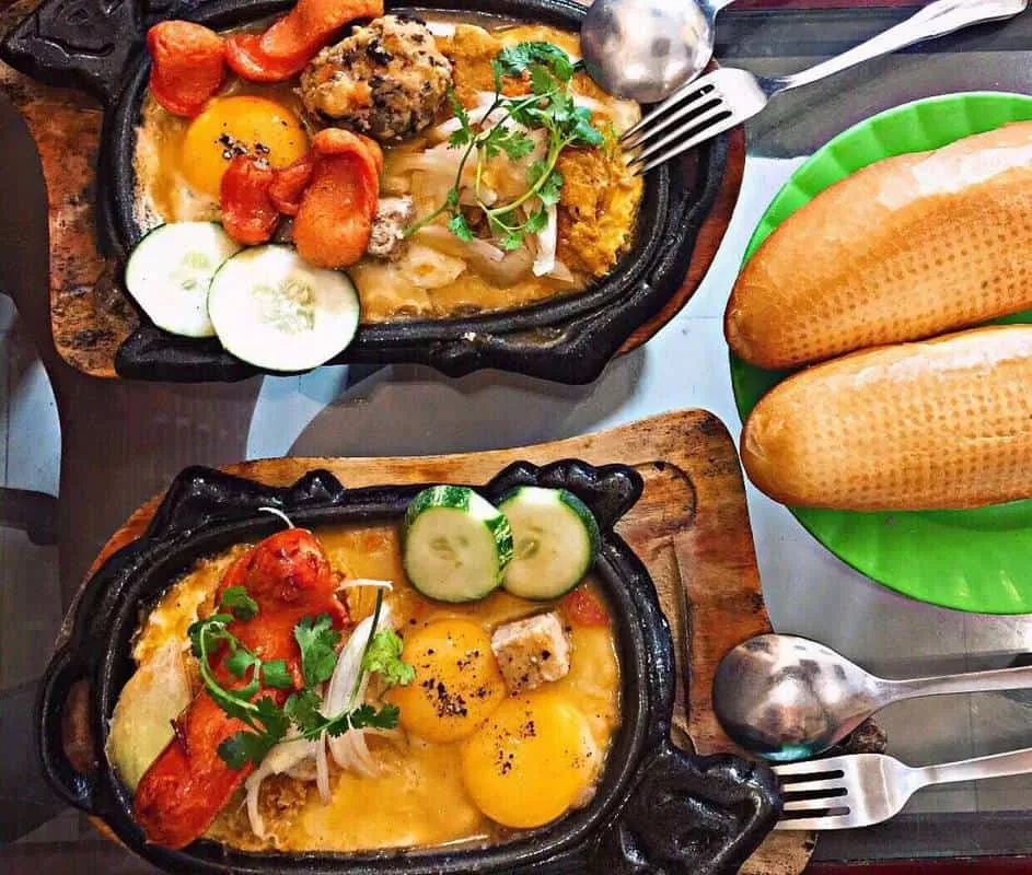 best bo ne in da nang 3 Ngon sizzling beef steak skillet with sunny egg pate and crispy baguette