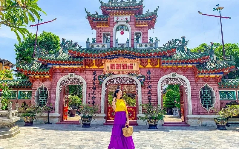 best photo spots in Hoi An Fujian Assembly Hall ornate antique gateway