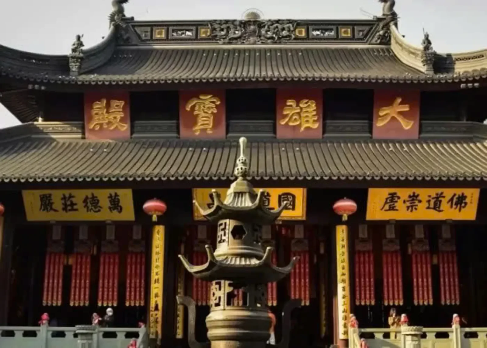 chùa phật ngọc ngôi chùa thanh tịnh nổi tiếng thượng hải
