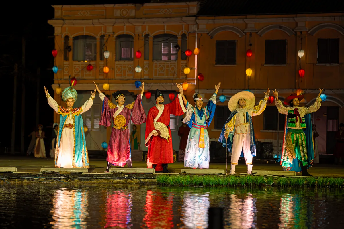 show ký ức hội an màn 4 hội nhập thương cảng faifo sầm uất thuyền buôn quốc tế