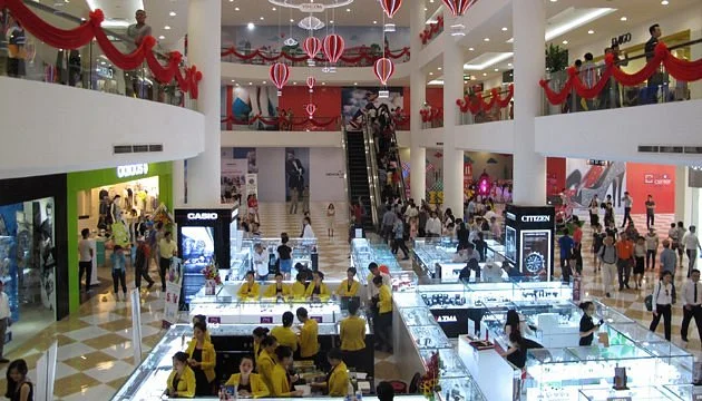Trung tâm thương mại Vincom Plaza Ngô Quyền Đà Nẵng với rạp chiếu phim và mua sắm trong nhà