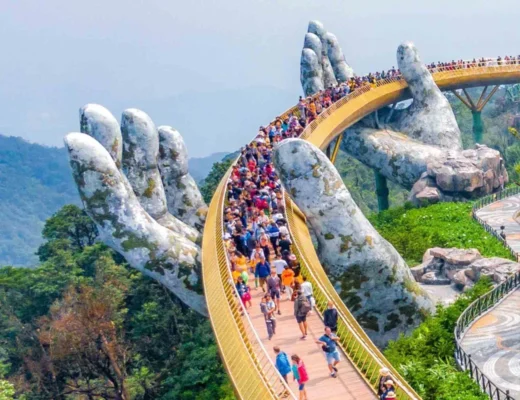 private-car-da-nang-to-ba-na-hills-golden-bridge